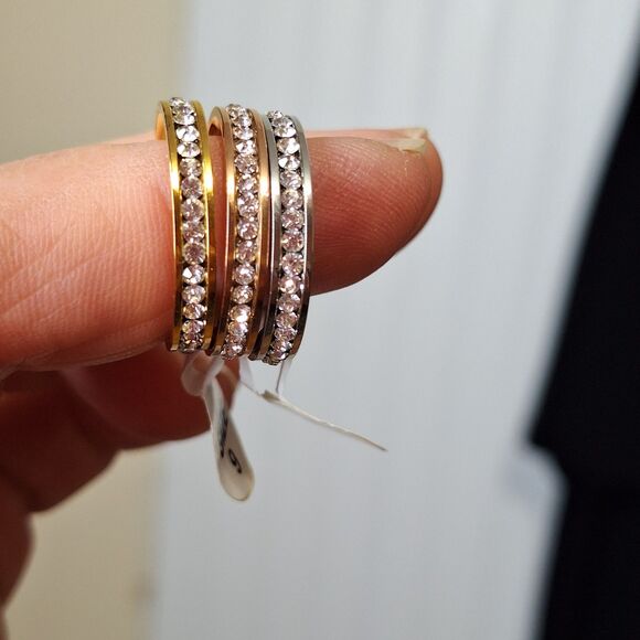 Stainless Steel Ring Set Tricolor 3 Piece‎ Band Yellow Rose White Size 9 NEW - Picture 4 of 11